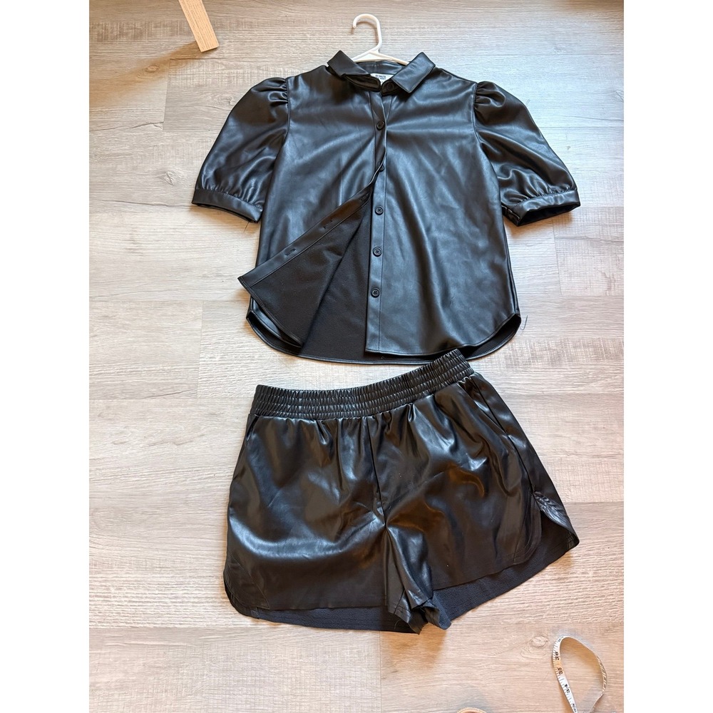 BB Dakota Steve Madden button up faux leather black top women's M with shorts